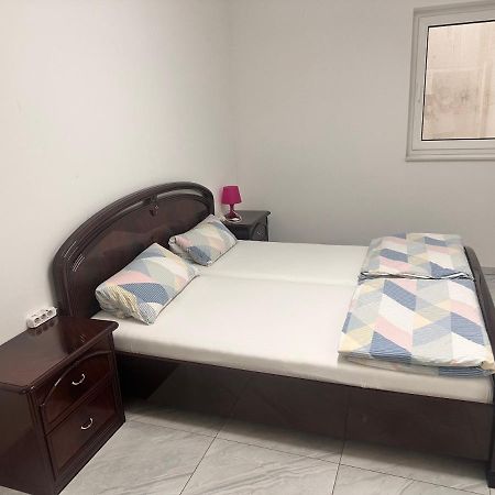 Fully Equipped Apartment 3 Rooms 5 Bed Amburgo Esterno foto