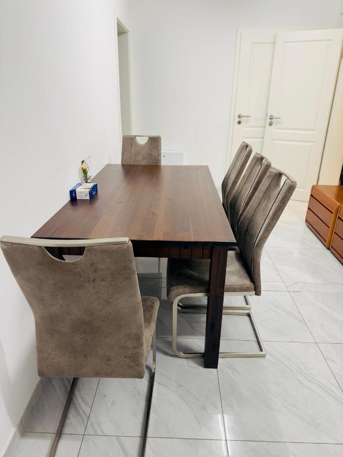 Fully Equipped Apartment 3 Rooms 5 Bed Amburgo Esterno foto
