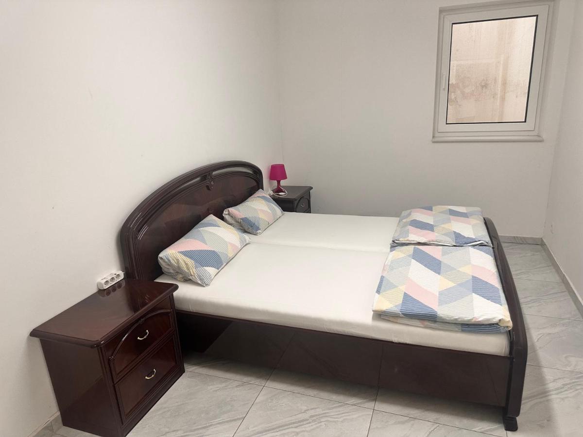 Fully Equipped Apartment 3 Rooms 5 Bed Amburgo Esterno foto